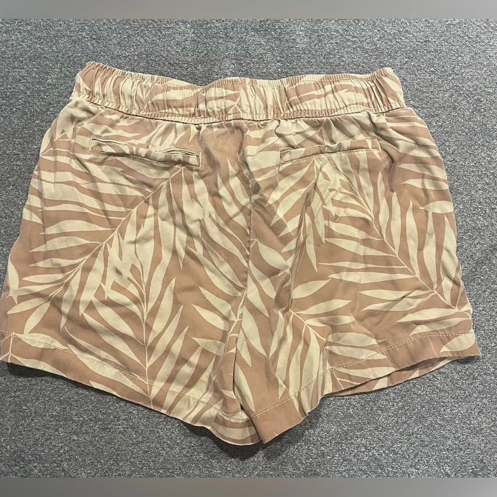 Nicole Miller 100% Lyocell Tie Front Shorts Size M